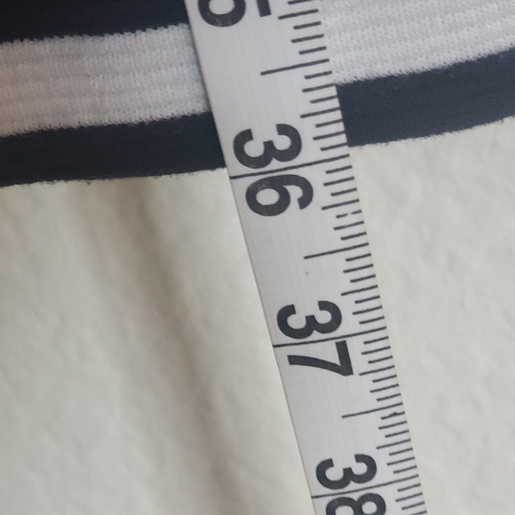 Black and White Striped Box Pleate Dress - Picture 4 of 4